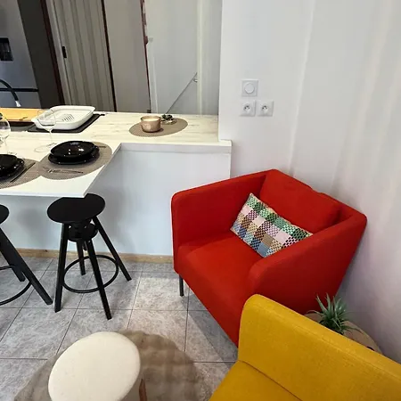 Maison De Cosy 2 Et Bureau